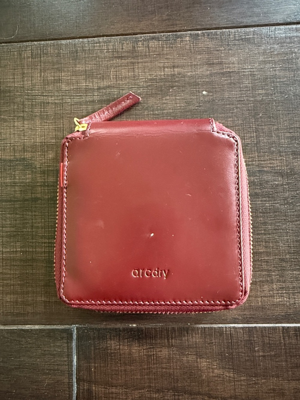 arcɐry Burgundy Leather Zip Wallet